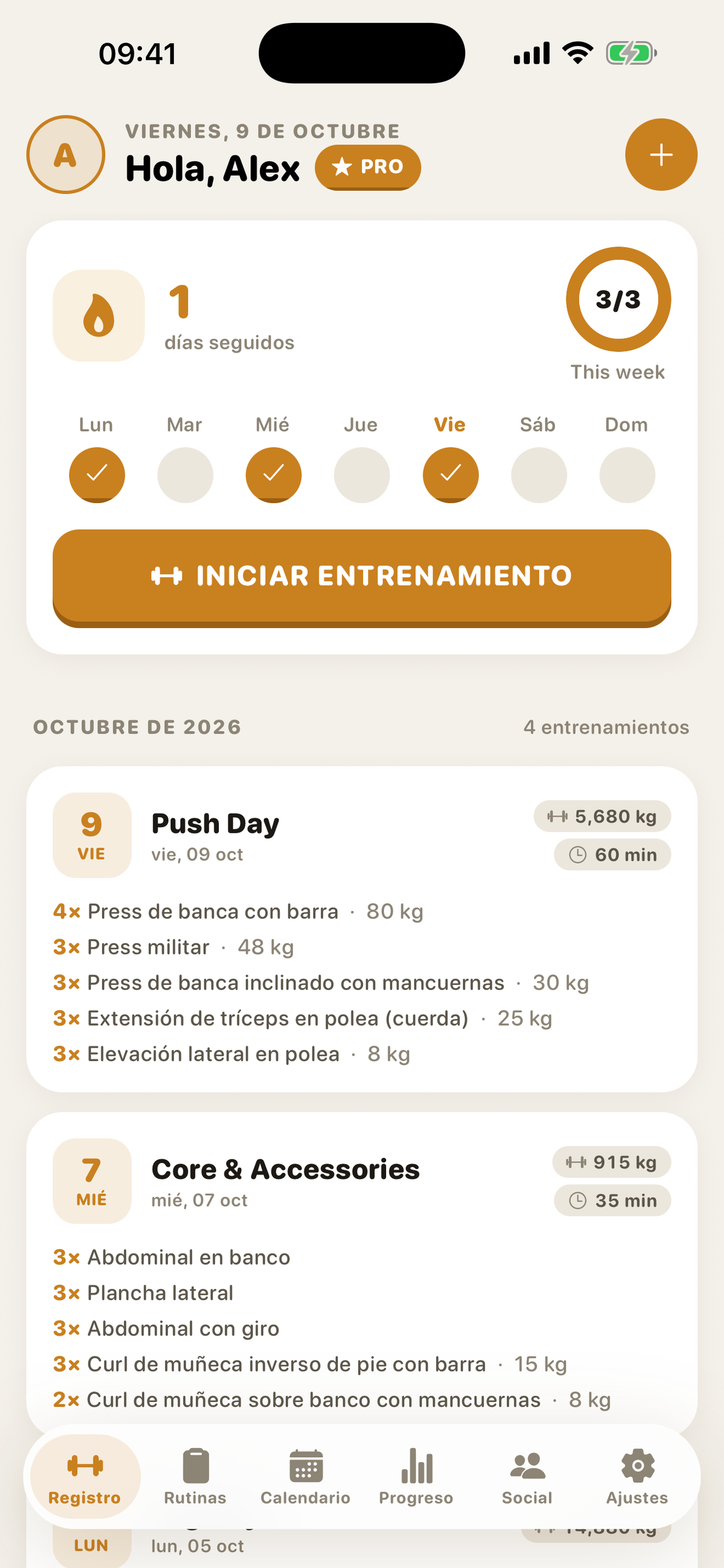 GymMonster — home dashboard with workout streak and recent workouts